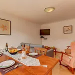 Villa Pascual Riera By Villa Plus